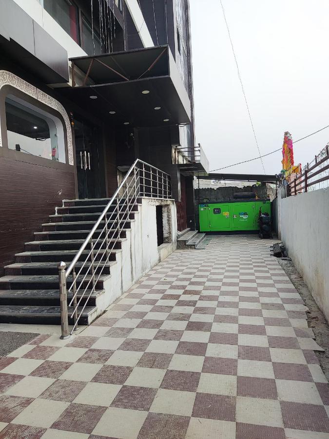 Hotel Kanha Shyam Madhubani Экстерьер фото